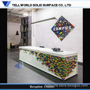 Modern Beauty Design Parlour/ White Reception Desk Design (TW-PART-252)